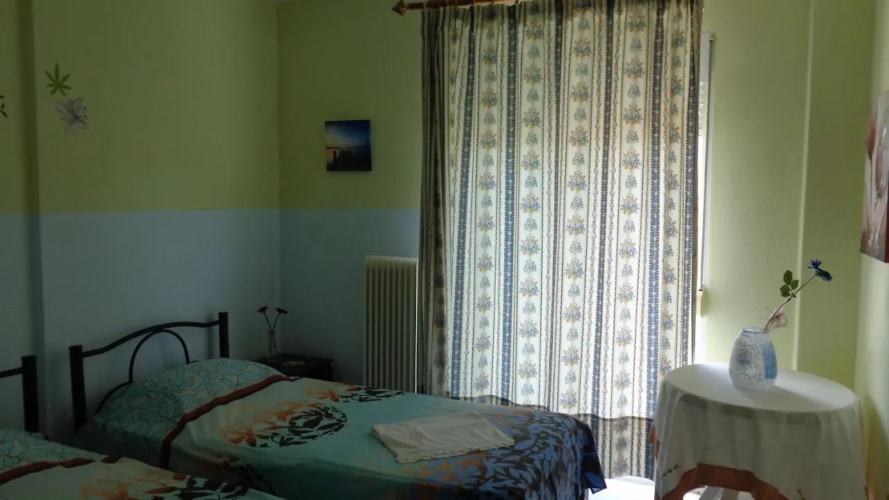Mouses-Seaside Apartment Nea Kallikrateia